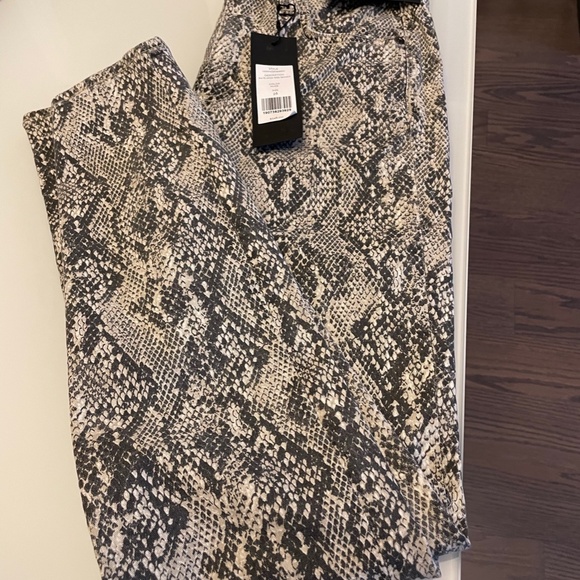 Veronica Beard High -Rise Skinny Jeans NWT. Size 26 - Picture 5 of 5